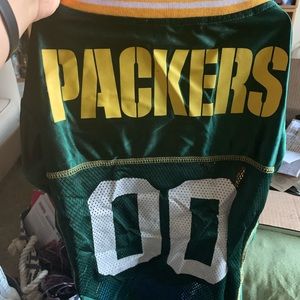 Packers jersey for your dog!